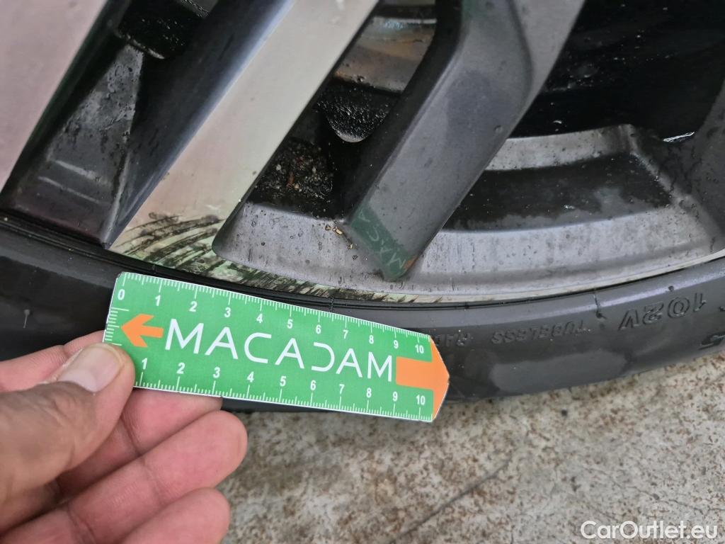  Peugeot  3008  II Allure Pack 1.5 HDi 130CV BVA8 E6d #19