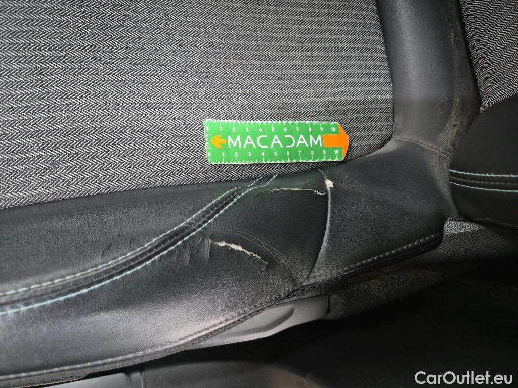  Peugeot  3008  II Allure Pack 1.5 HDi 130CV BVA8 E6d #5