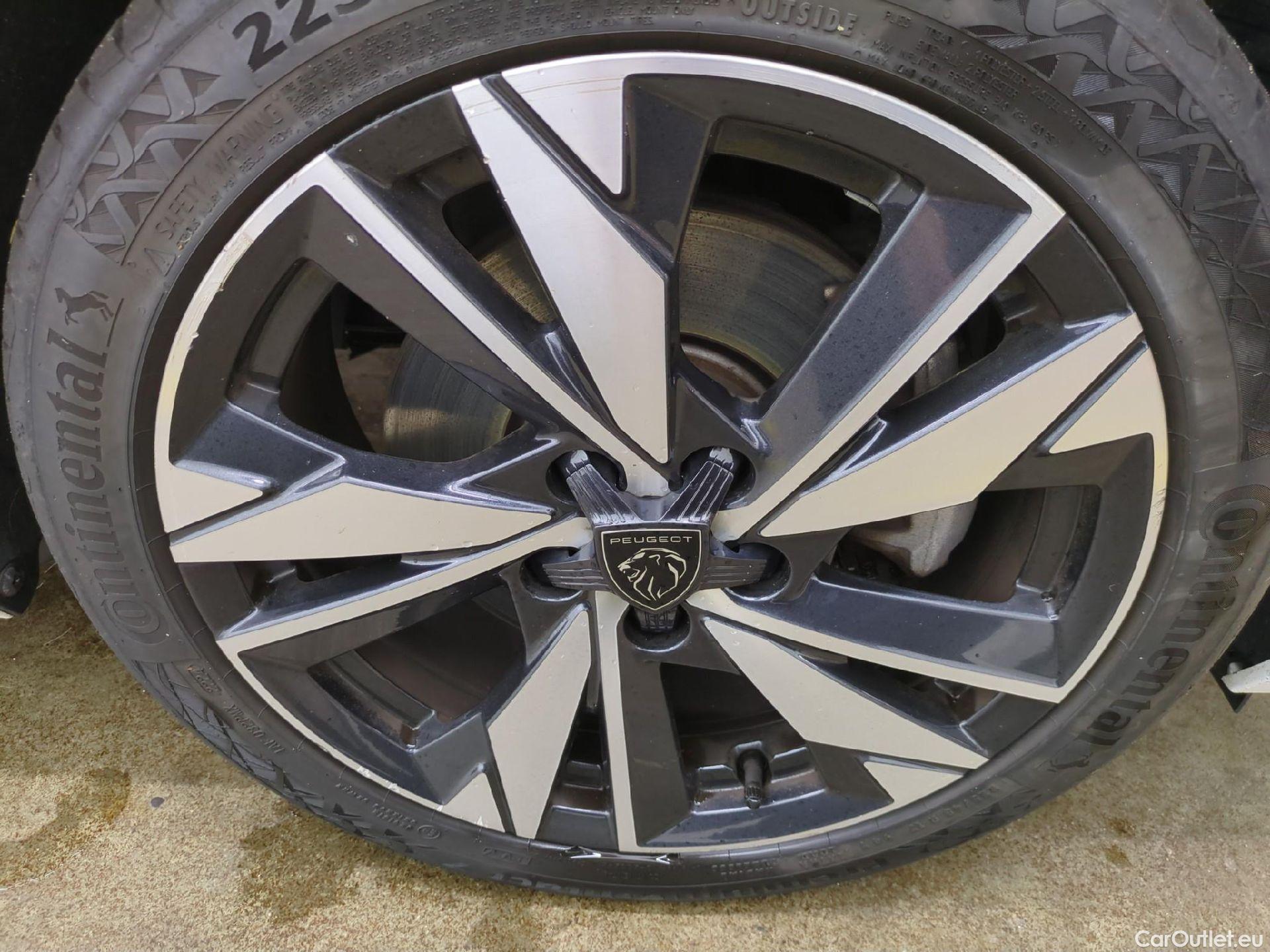  Peugeot  308 PEUGEOT  SW / 2021 / 5P / Break PureTech 130 S&S EAT 8 ALLURE #8