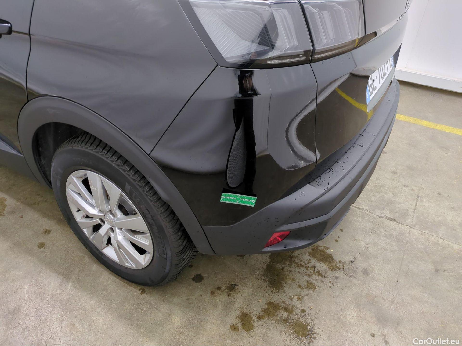  Peugeot  3008  Active Pack 1.2 PureTech 130CV BVA8 E6d #37