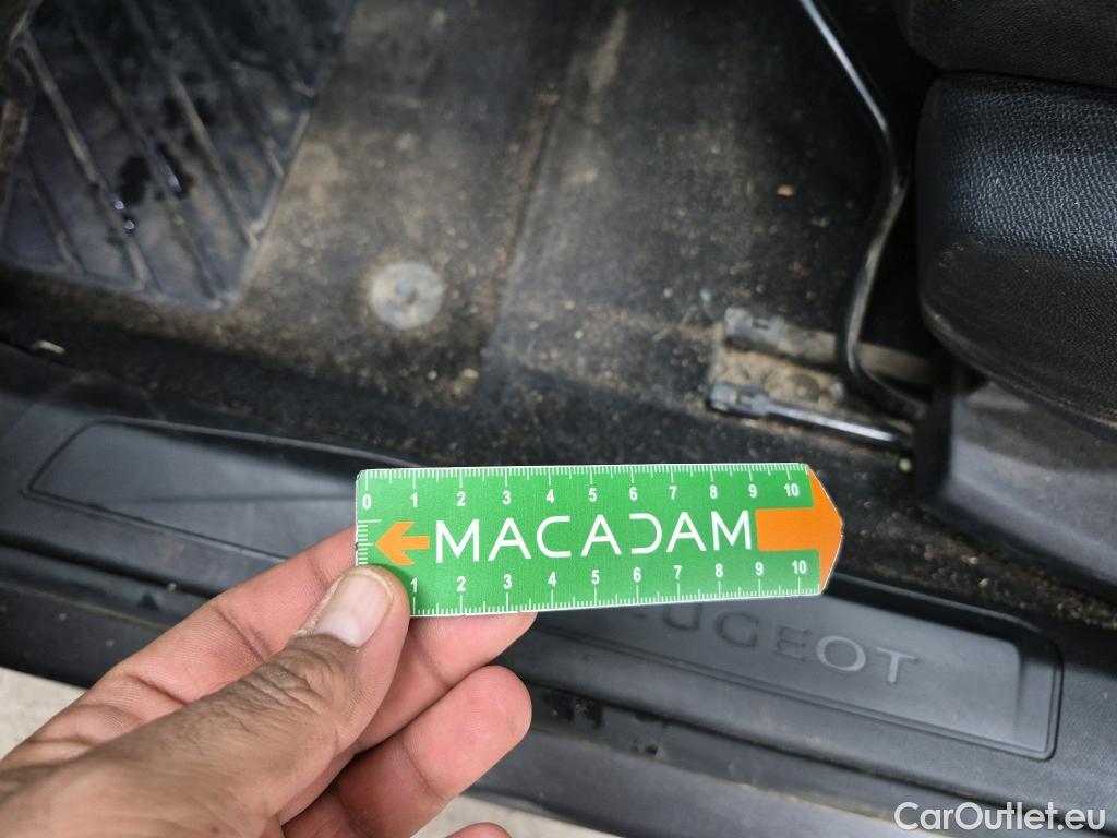  Peugeot  3008  II Allure Pack 1.5 HDi 130CV BVA8 E6d #11