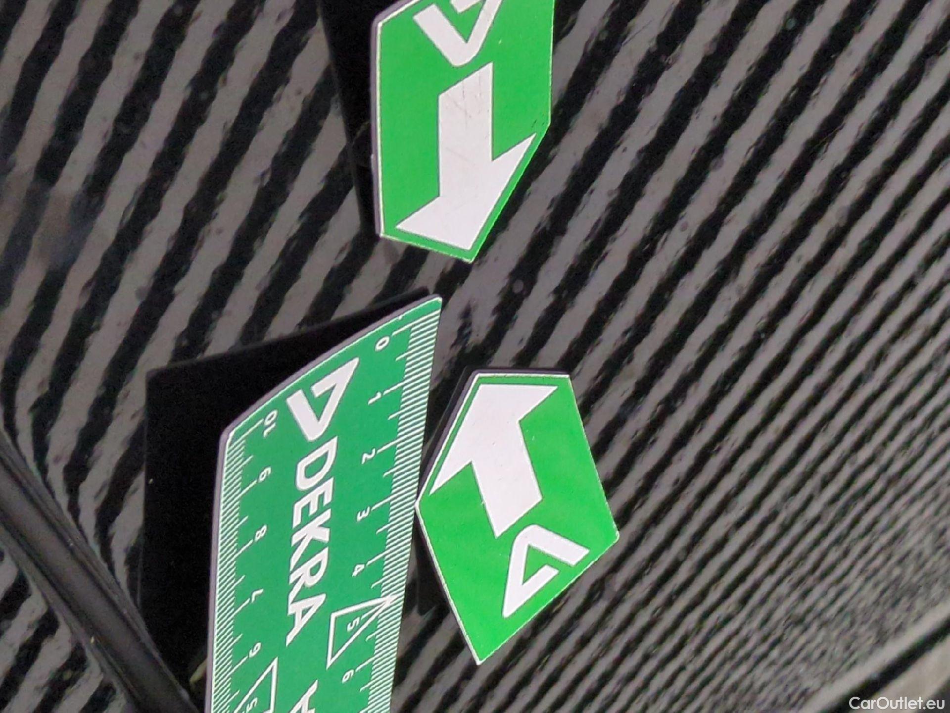  Peugeot  3008  Active Pack 1.2 PureTech 130CV BVA8 E6d #22