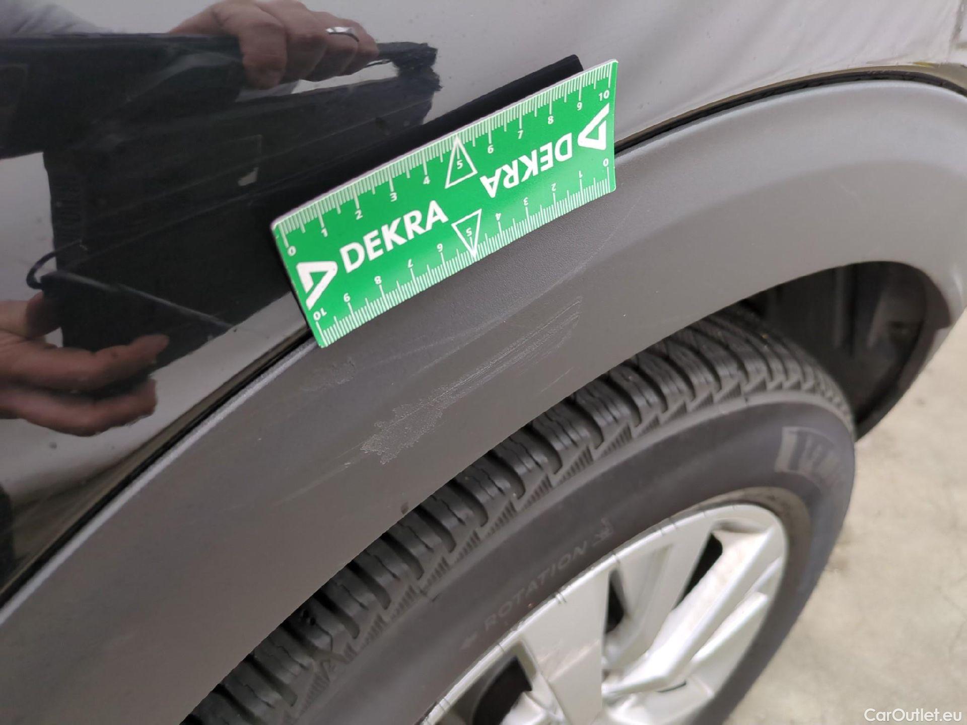  Peugeot  3008  Active Pack 1.2 PureTech 130CV BVA8 E6d #33