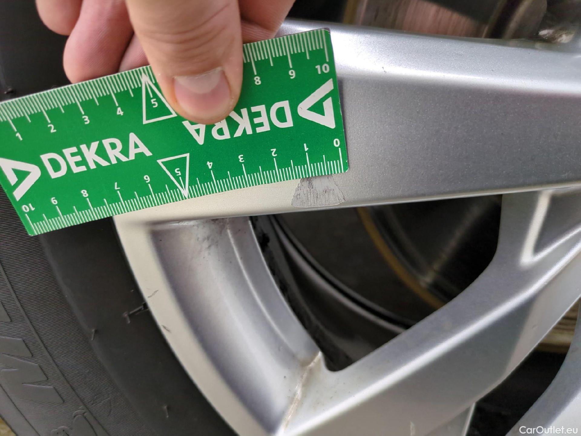  Peugeot  3008  Active Pack 1.2 PureTech 130CV BVA8 E6d #7