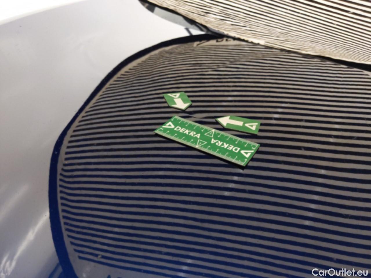  Renault  Kadjar RENAULT  / 2018 / 5P / Crossover Business Blue dCi 115 EDC #18