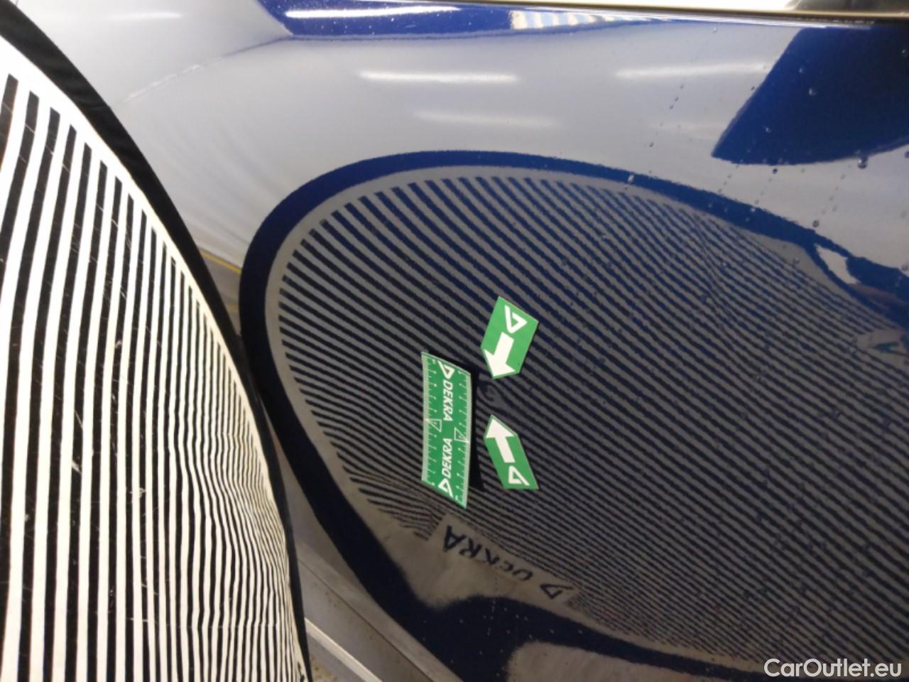  Renault  Kadjar RENAULT  / 2018 / 5P / Crossover Business Blue dCi 115 EDC #30