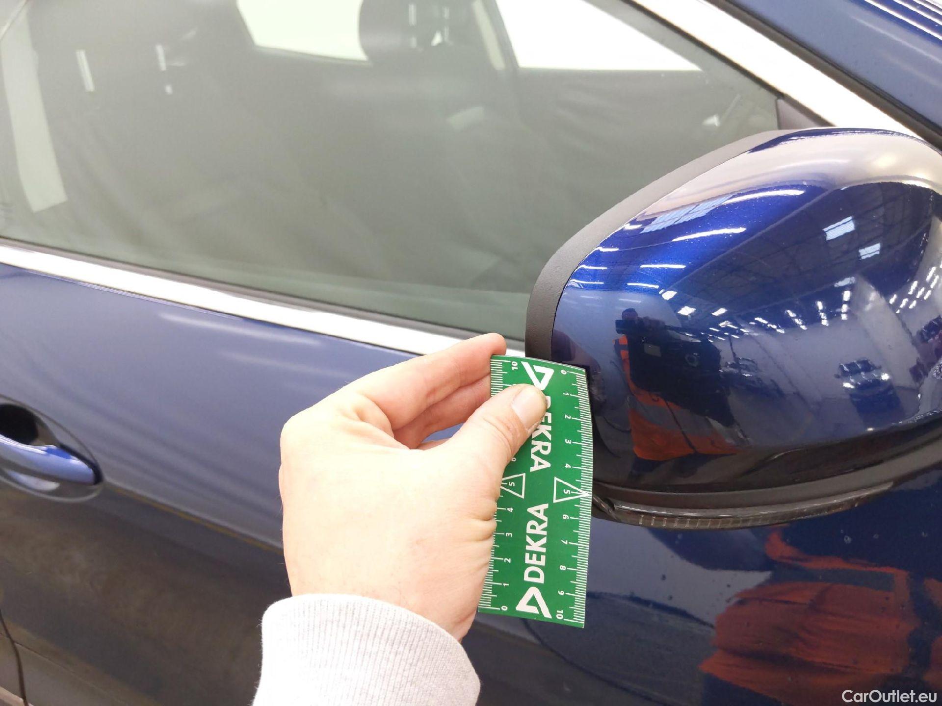  Renault  Kadjar RENAULT  / 2018 / 5P / Crossover Business Blue dCi 115 EDC #31