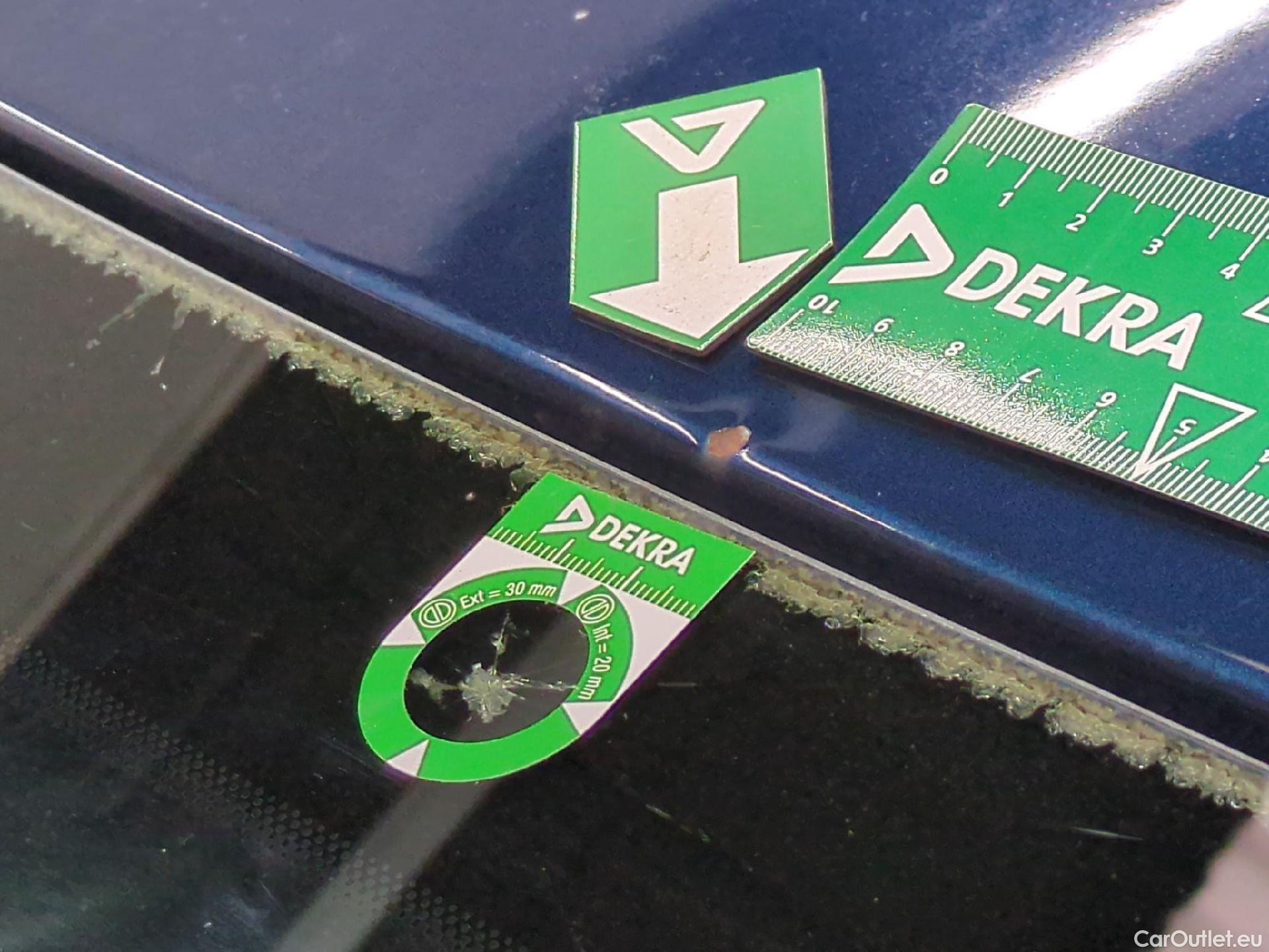  Renault  Captur RENAULT  5p Crossover Business dCi 90 - 18 #32