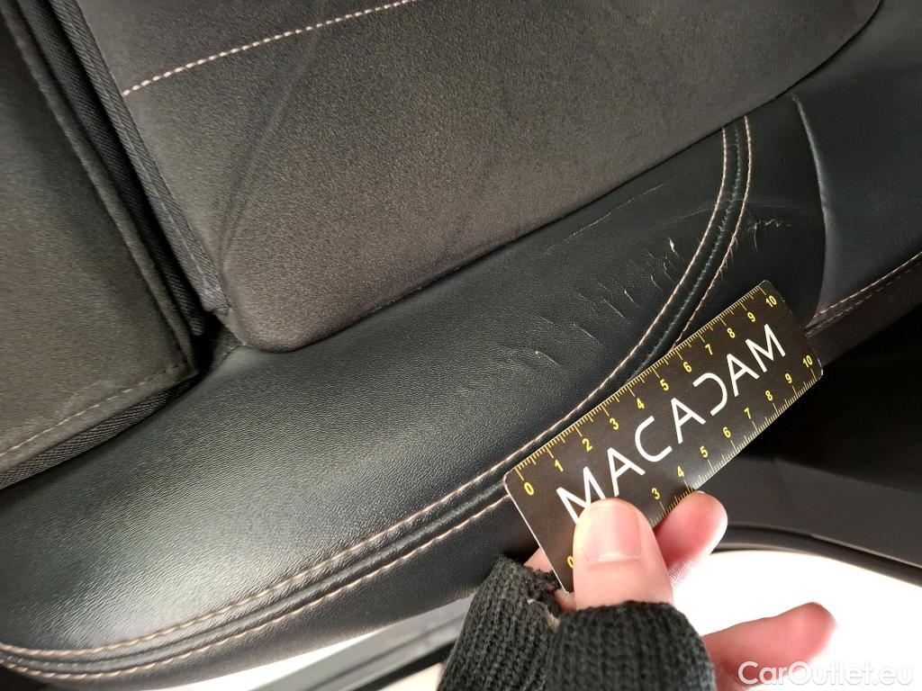  Peugeot  5008 PEUGEOT  / 2020 / 5P / SUV BlueHDi 130 S&S EAT8 GT Pack #4