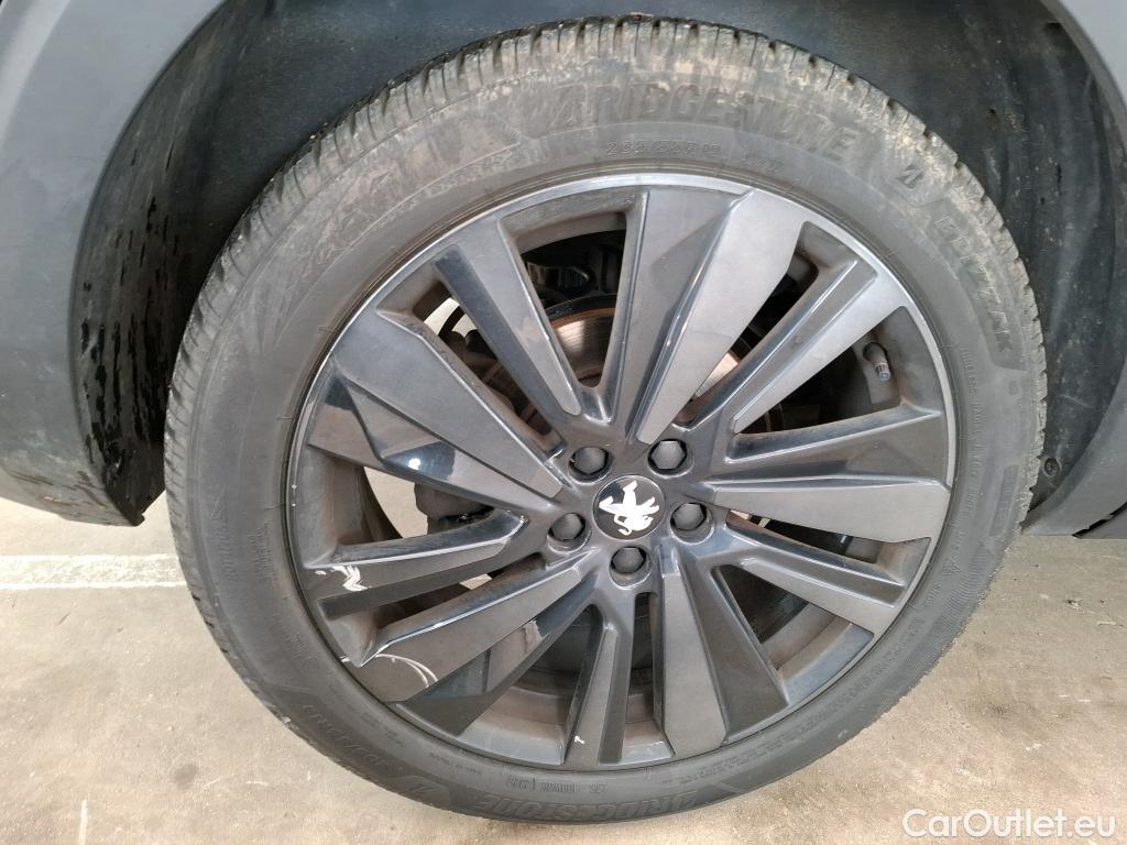  Peugeot  5008 PEUGEOT  / 2020 / 5P / SUV BlueHDi 130 S&S EAT8 GT Pack #24