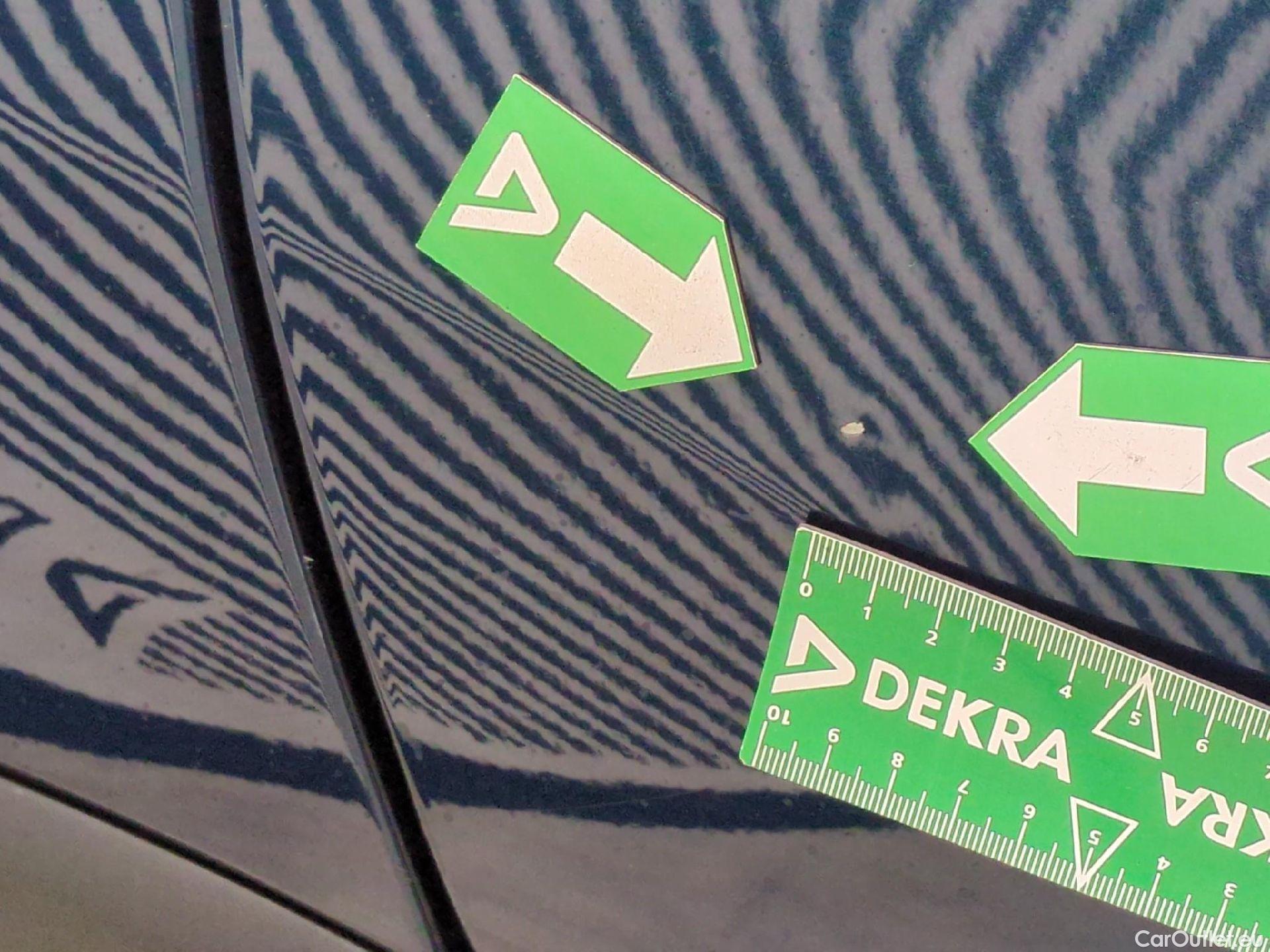  Renault  Captur RENAULT  5p Crossover Business dCi 90 - 18 #45