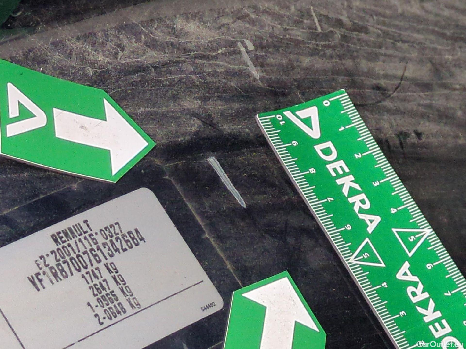  Renault  Captur RENAULT  5p Crossover Business dCi 90 - 18 #15