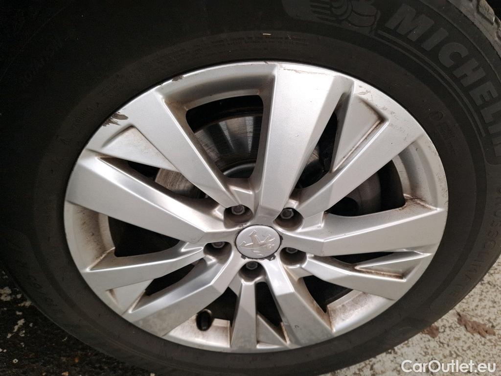  Peugeot  5008  Active Business 1.2 PureTech 130CV BVM6 E6 #28