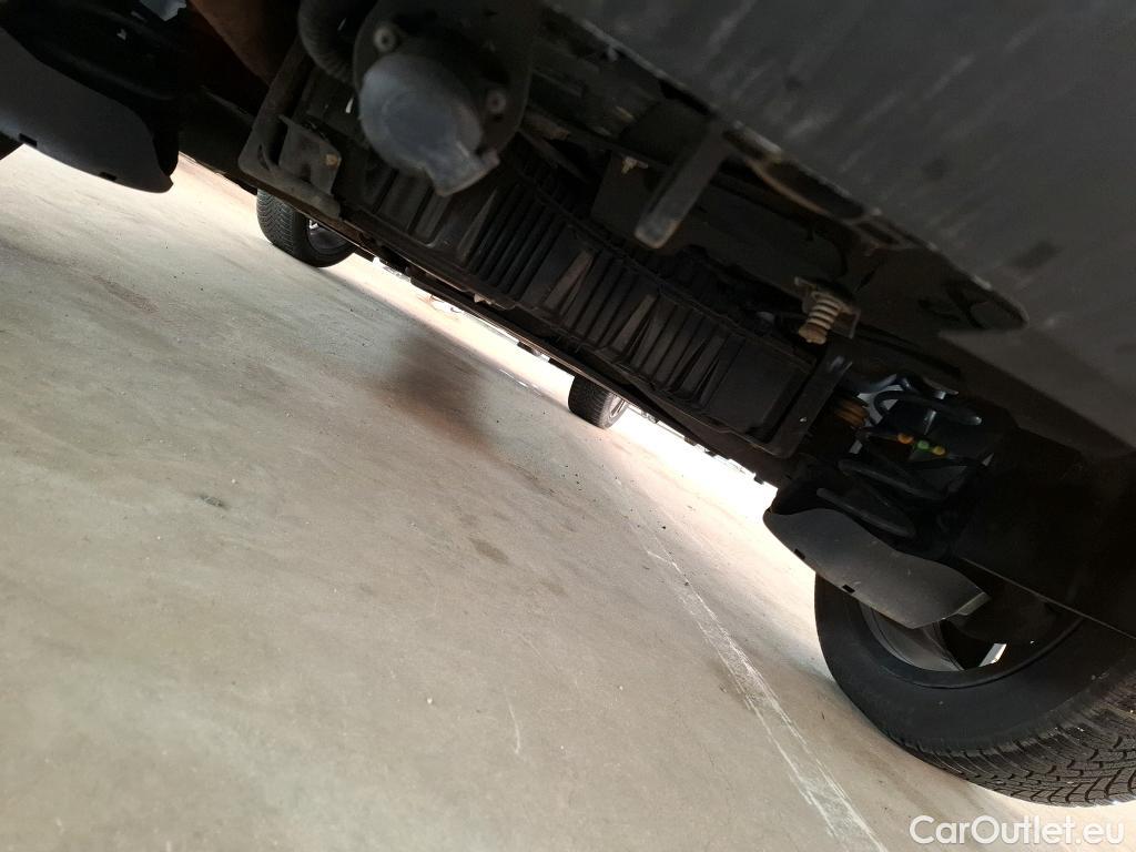  Peugeot  5008 PEUGEOT  / 2020 / 5P / SUV BlueHDi 130 S&S EAT8 GT Pack #5