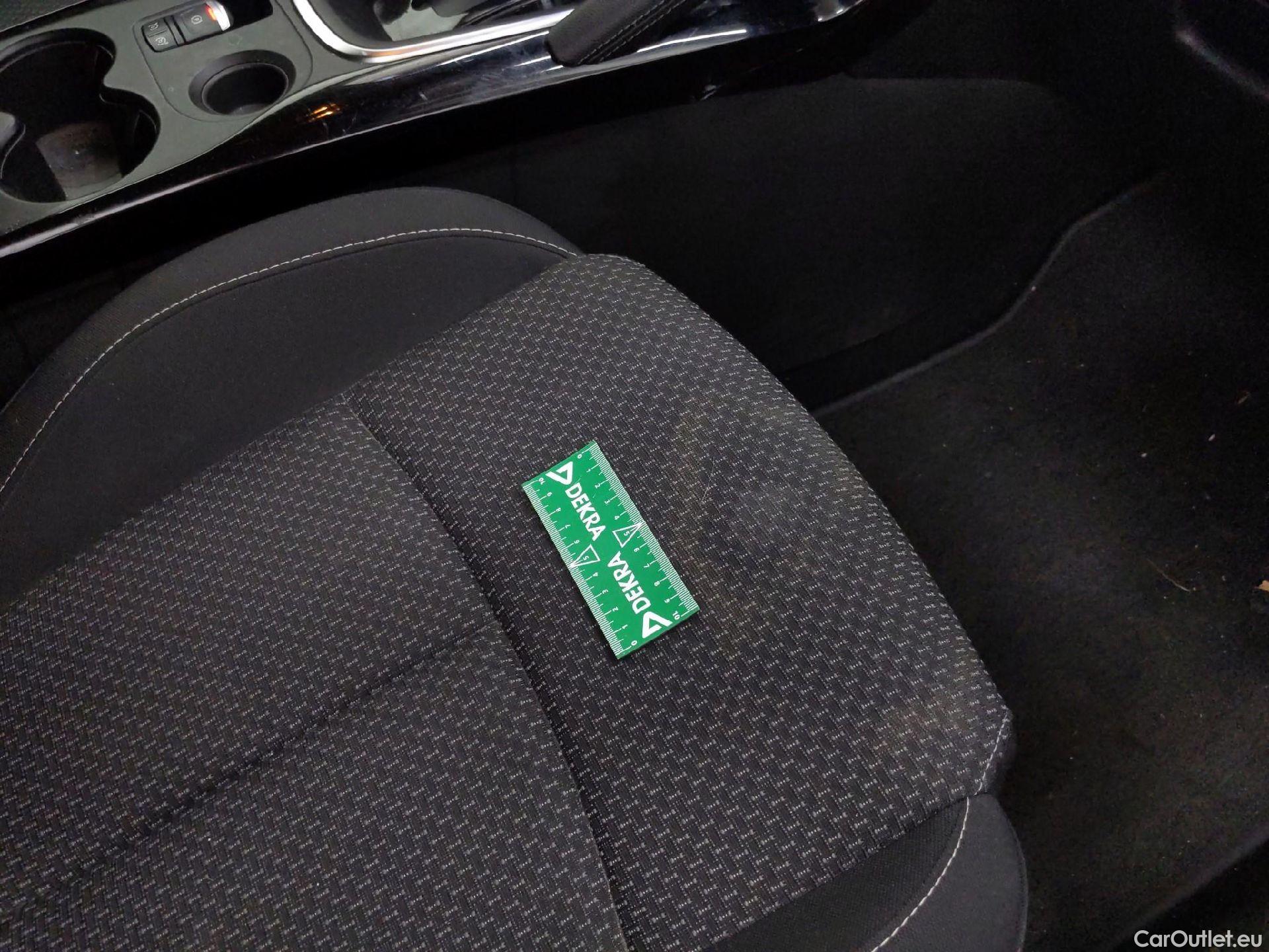  Renault  Kadjar RENAULT  / 2018 / 5P / Crossover Business Blue dCi 115 EDC #36