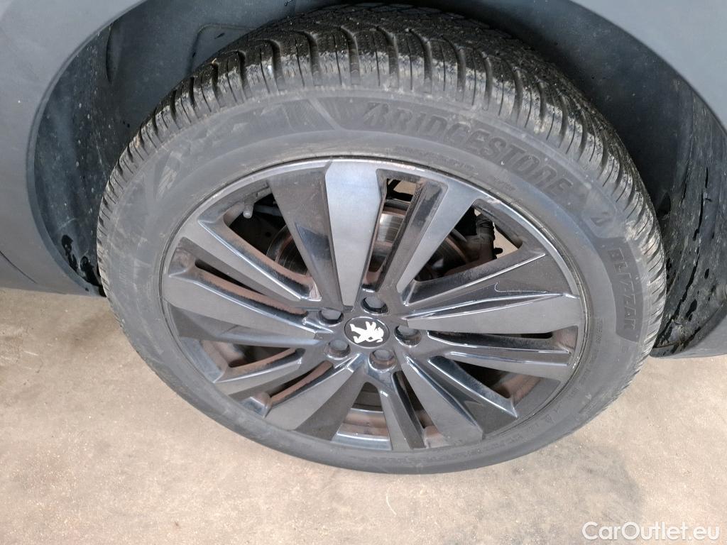  Peugeot  5008 PEUGEOT  / 2020 / 5P / SUV BlueHDi 130 S&S EAT8 GT Pack #14