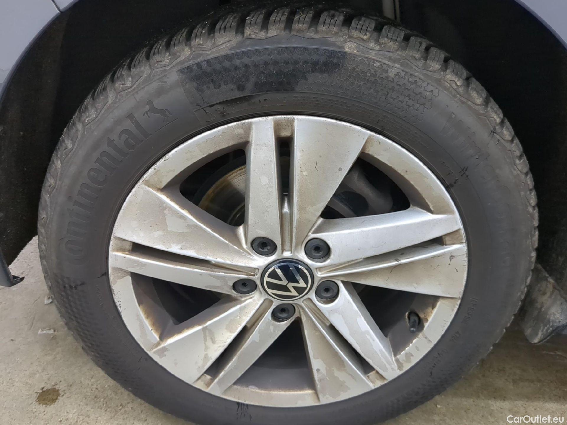  Volkswagen  Golf  VOLKSWAGEN / 2020 / 5P / Berline 2.0 TDI SCR 115 DSG7 Life Busi #10