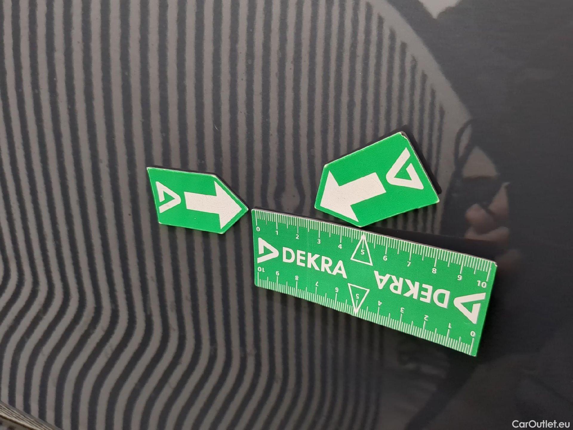  Volkswagen  Golf  VOLKSWAGEN / 2020 / 5P / Berline 2.0 TDI SCR 115 DSG7 Life Busi #14