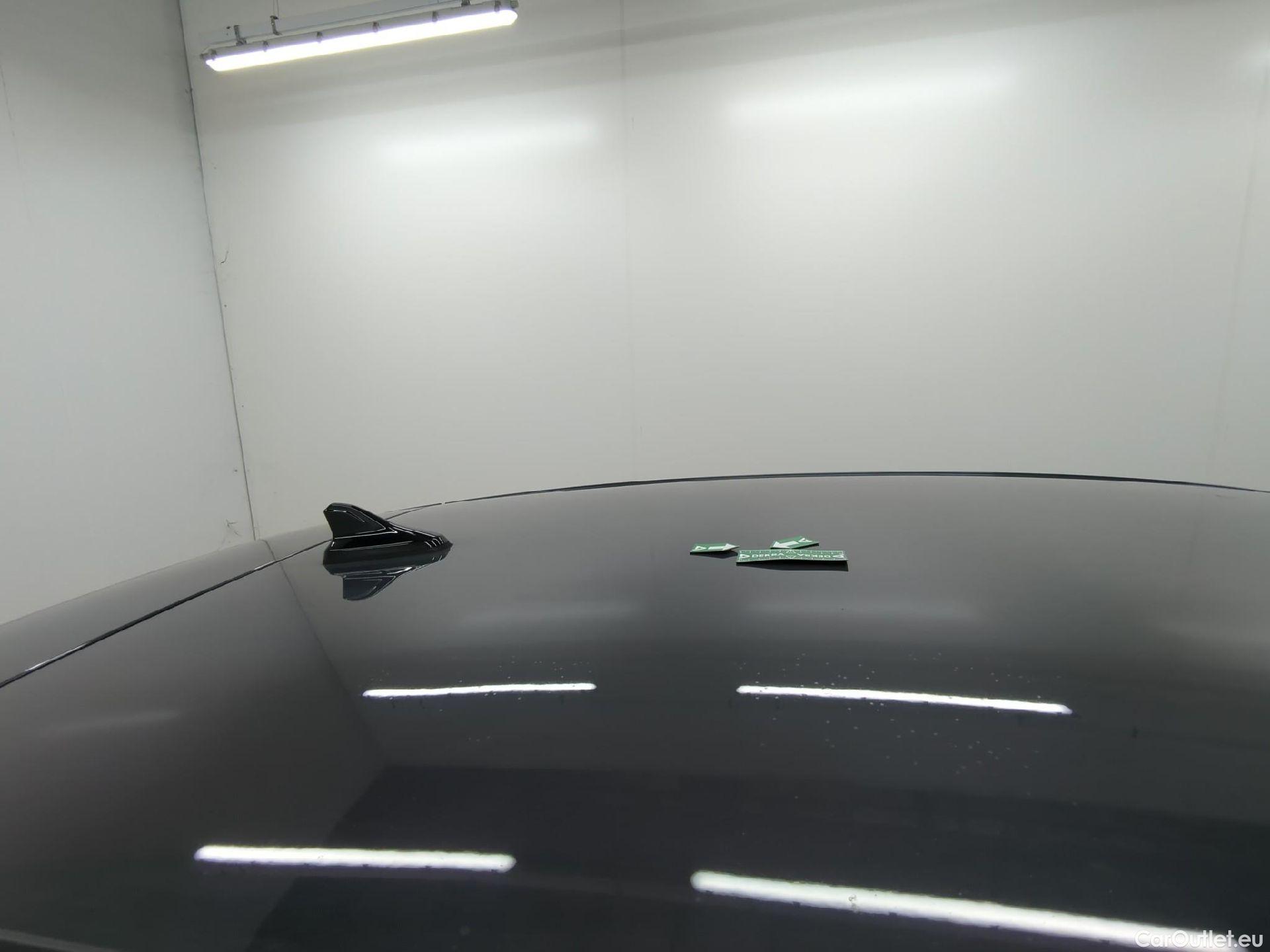  Volkswagen  Golf  VOLKSWAGEN / 2020 / 5P / Berline 2.0 TDI SCR 115 DSG7 Life Busi #12