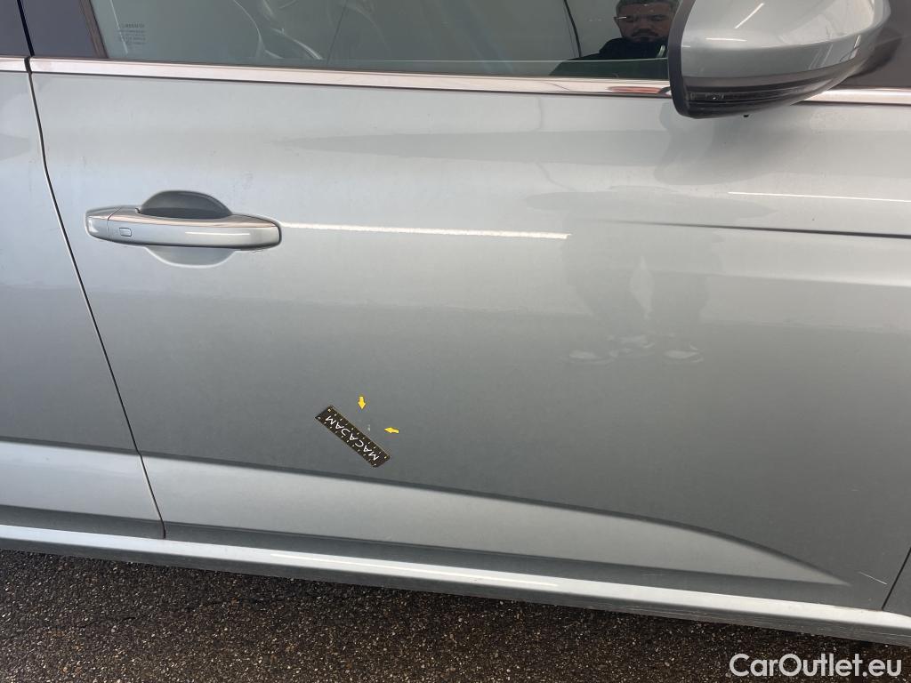  Renault  Megane  IV Grandtour Intens 1.5 dCi 115CV BVA7 E6d #16