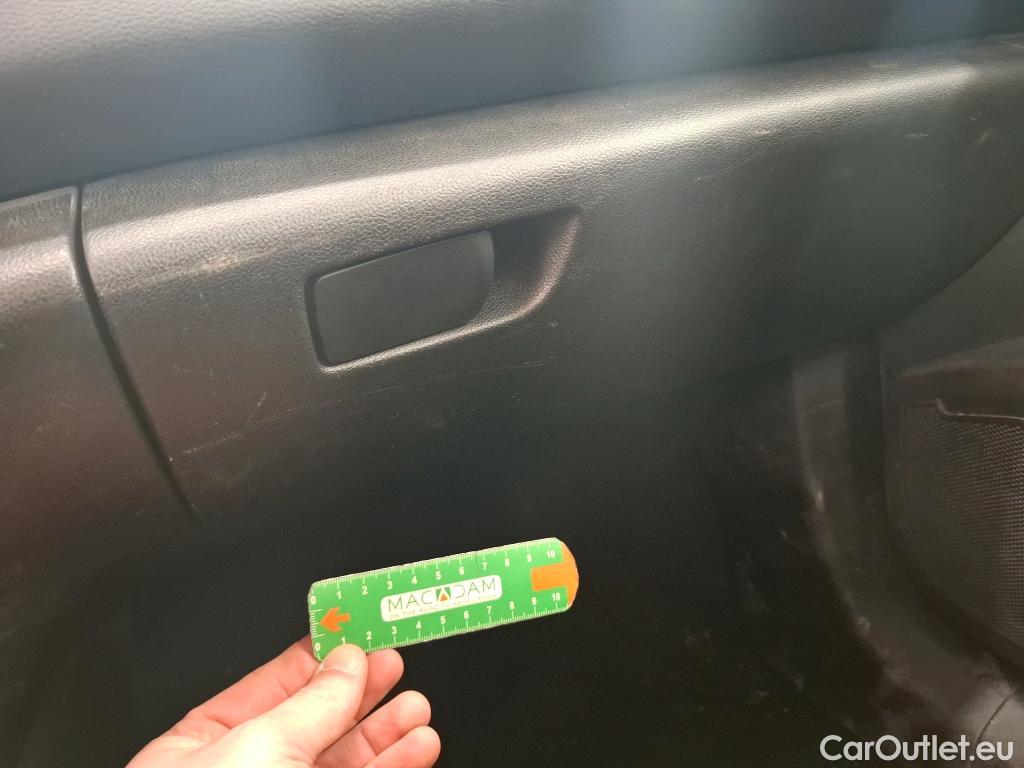  Renault  Megane  IV Berline 5pt. Business 1.5 dCi 115CV BVA7 E6d #16