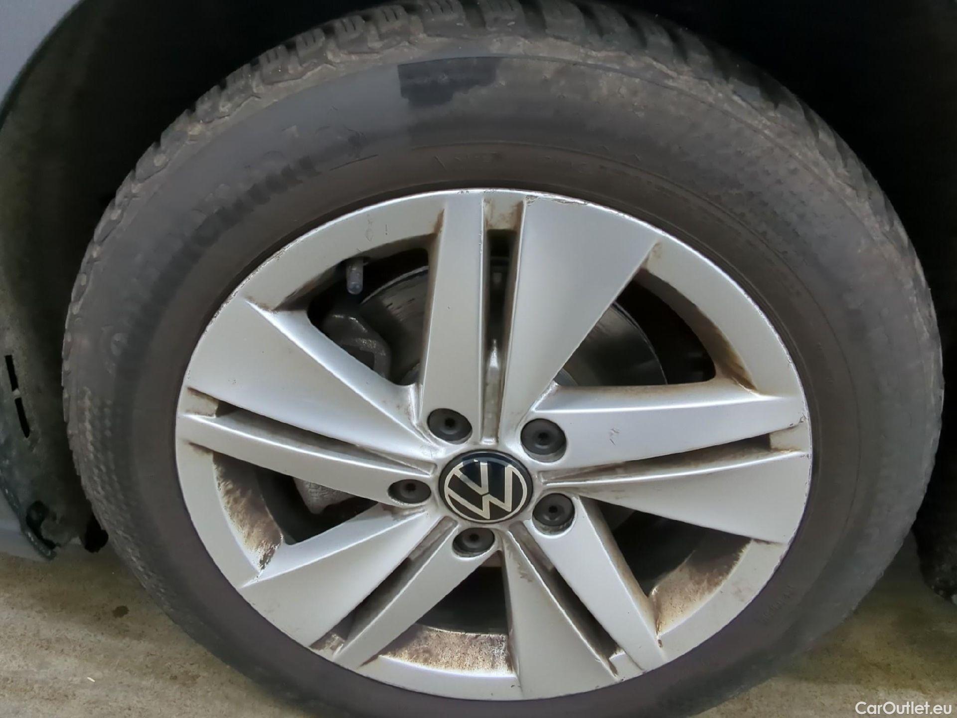  Volkswagen  Golf  VOLKSWAGEN / 2020 / 5P / Berline 2.0 TDI SCR 115 DSG7 Life Busi #2