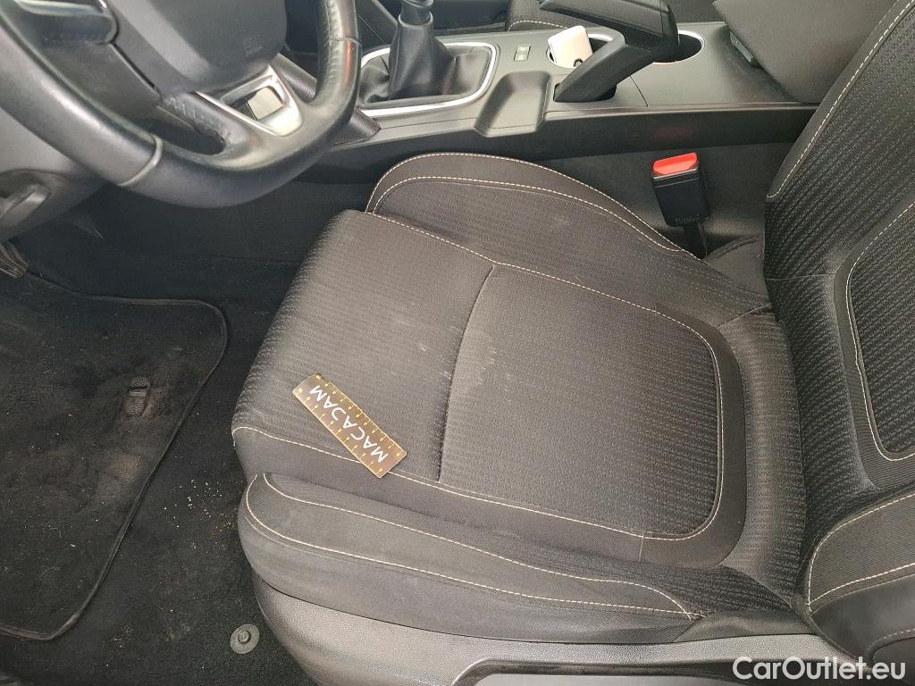  Renault  Megane  IV Berline 5pt. Business 1.5 dCi 115CV BVM6 E6dT #23