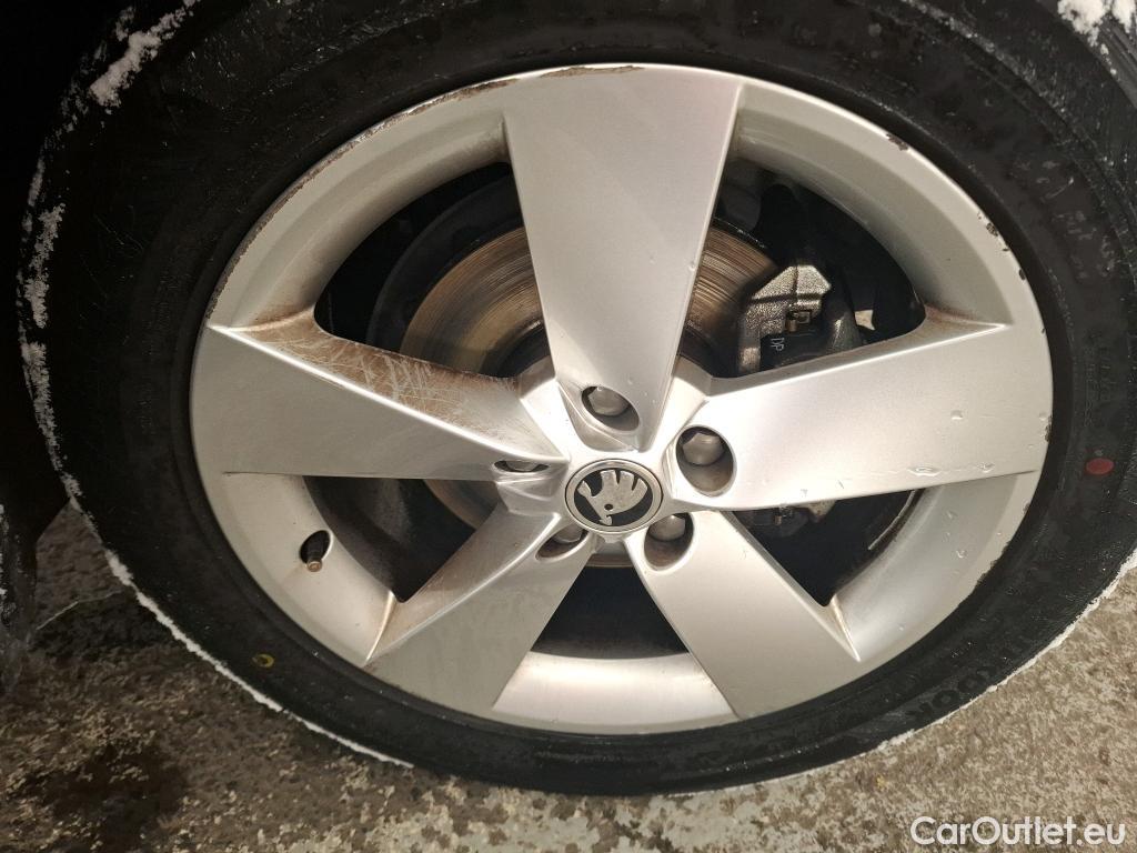  Skoda  Karoq SKODA  / 2017 / 5P / SUV 1.6 TDI 116ch DSG7 Ambition #2