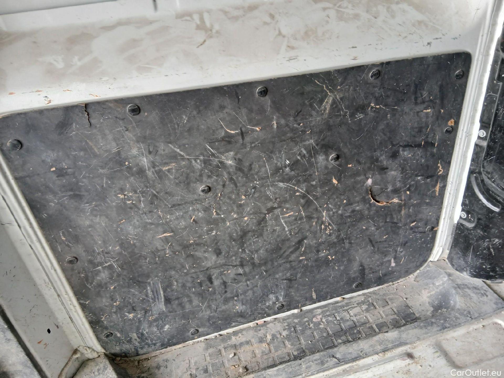  Opel  Vivaro OPEL  / 2019 / 4P / furgón 1.5 Diésel 88kW (120CV) M Std Select #13