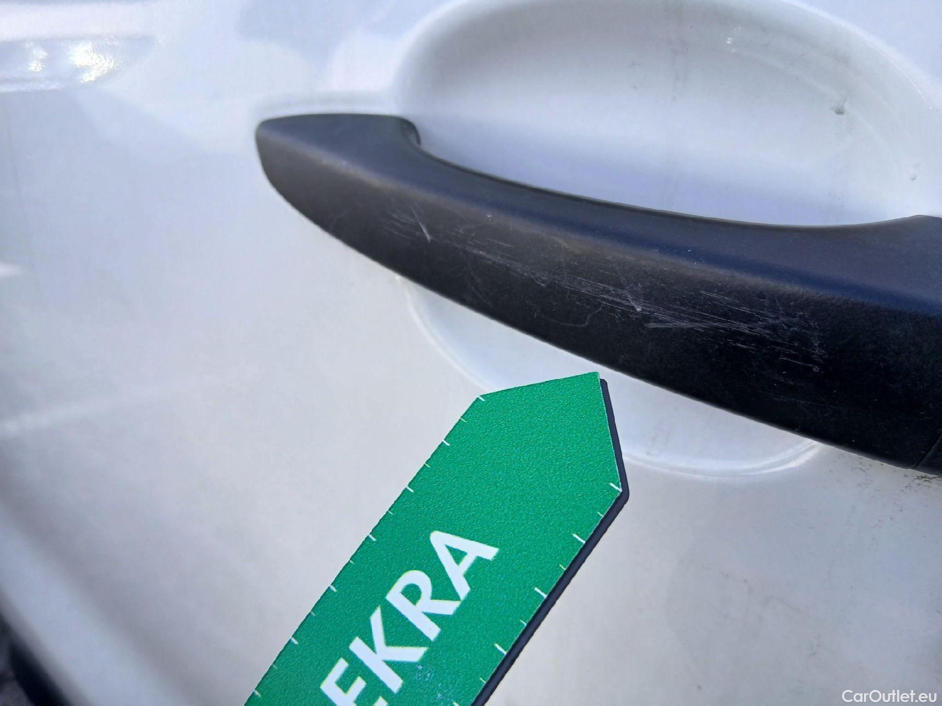  Opel  Vivaro OPEL  / 2019 / 4P / furgón 1.5 Diésel 88kW (120CV) M Std Select #28