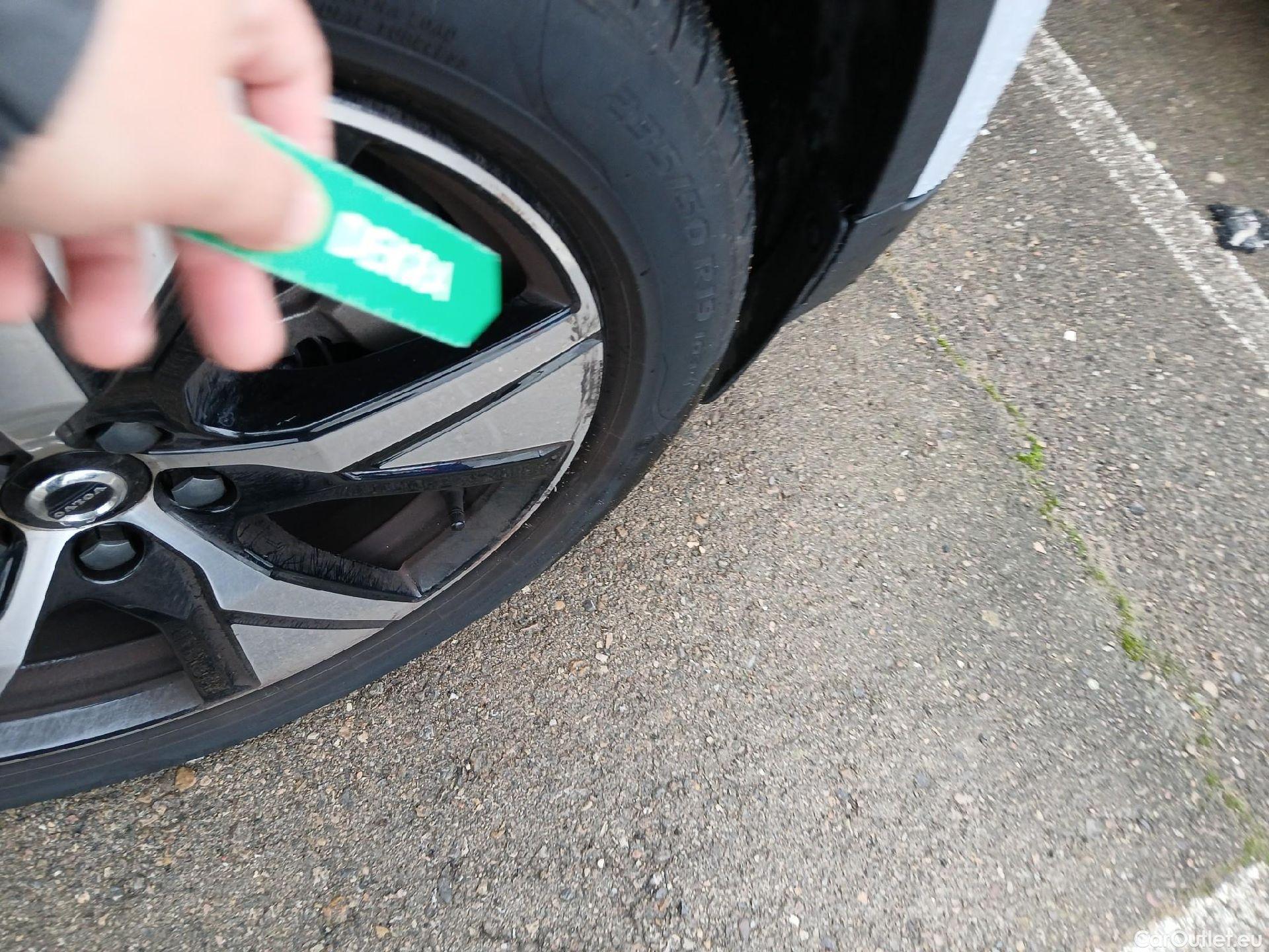  Volvo  XC 40 VOLVO XC40 / 2017 / 5P / todoterreno 1.5 T5 Twin Recharge R-Design Auto #37