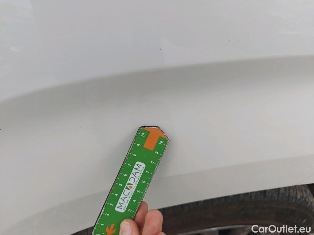  Citroen  Berlingo CITROEN  / 2018 / 5P / monovolumen compacto Talla M BlueHDi 100 S&S LIVE PACK #64