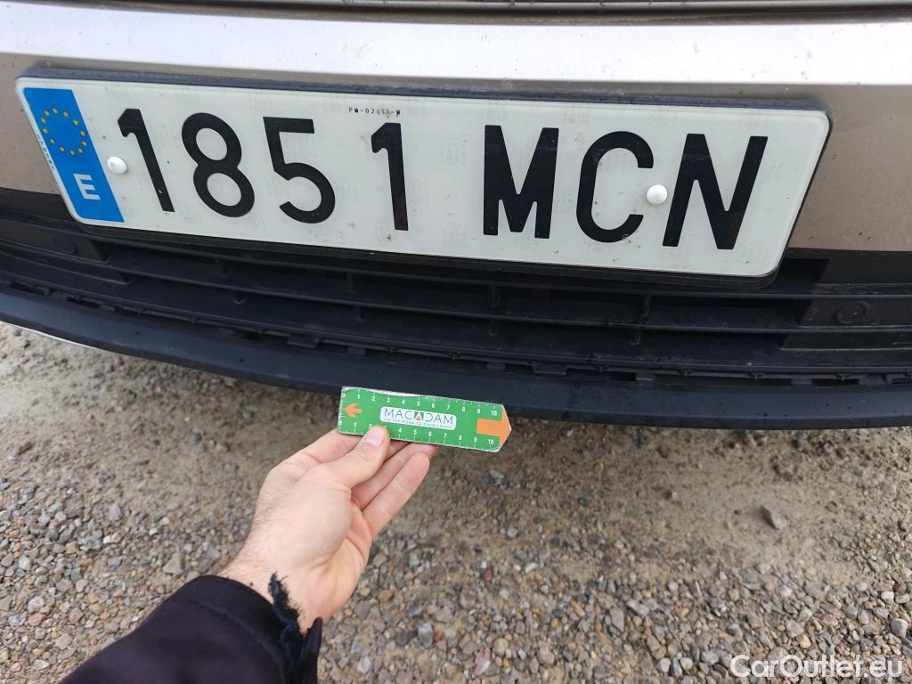  Volvo  XC 40 VOLVO XC40 / 2021 / 5P / todoterreno 1.5 T4 Recharge PHEV Core Auto #30