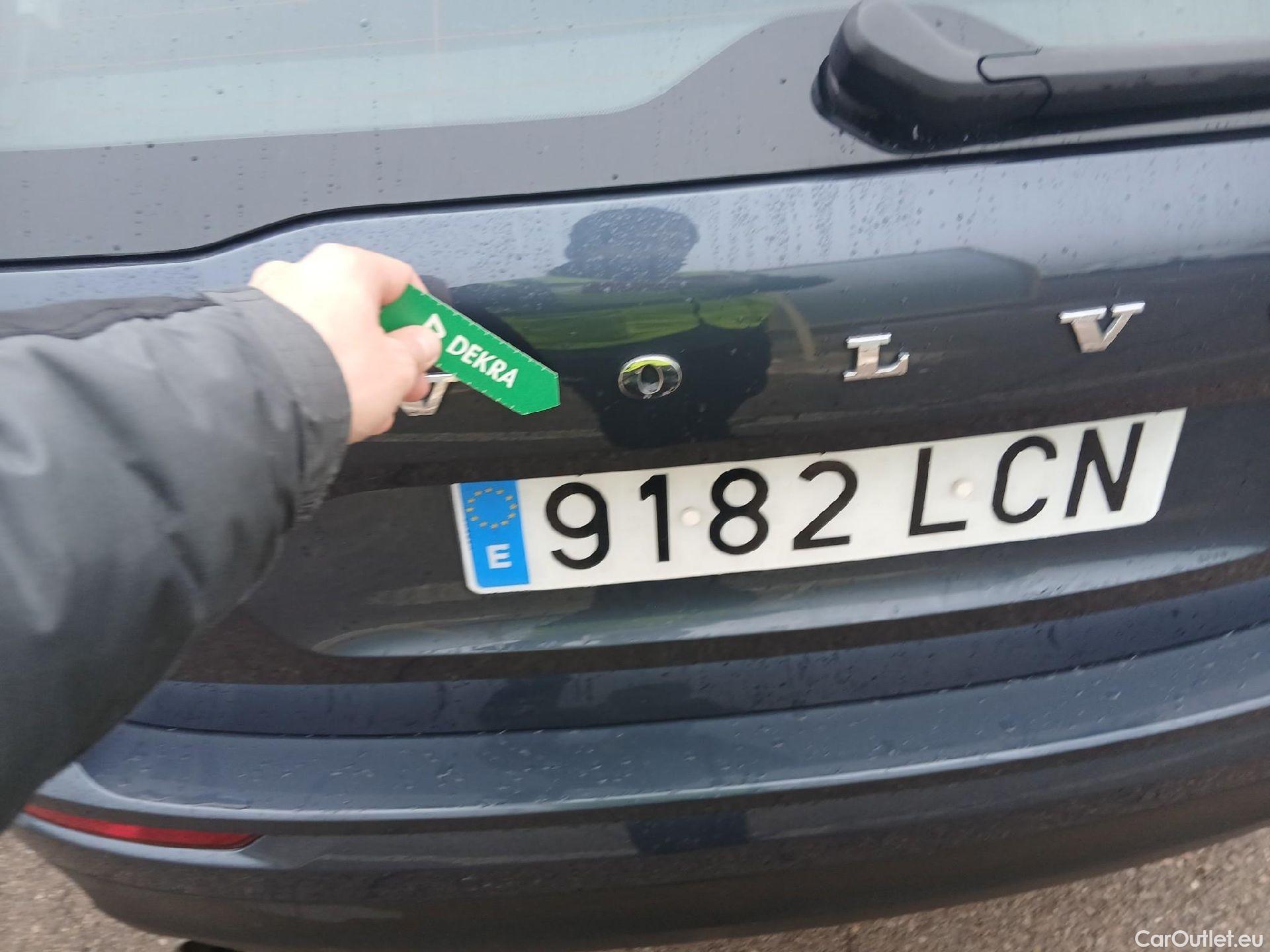  Volvo  XC60 VOLVO  / 2017 / 5P / todoterreno 2.0 B4 D4 AWD Business Plus Auto #7