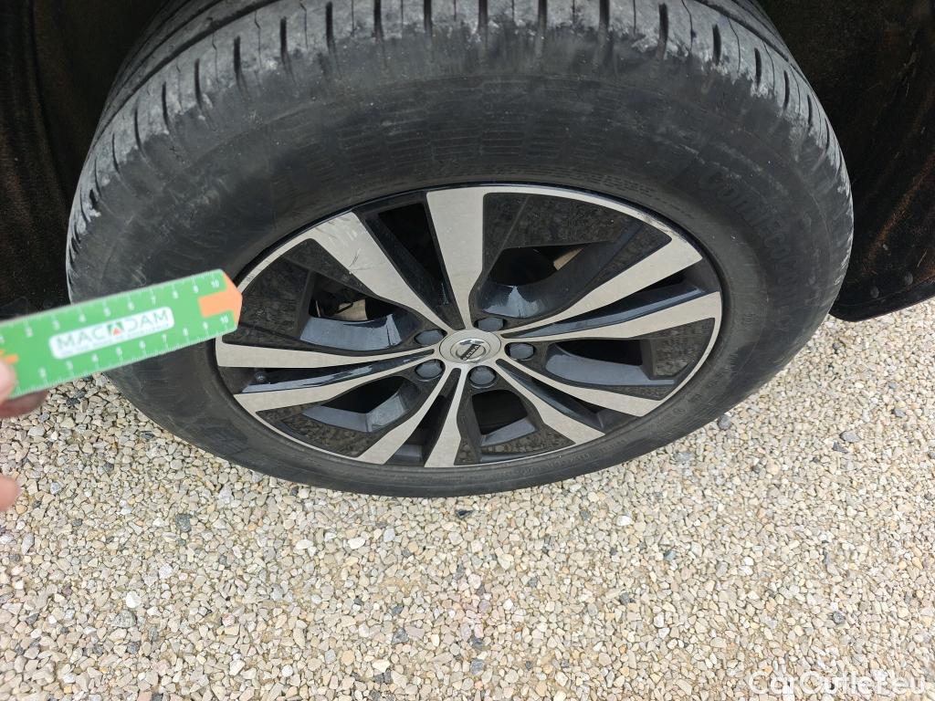  Volvo  XC60 VOLVO  / 2017 / 5P / todoterreno 2.0 B4 D AWD Momentum Pro Auto #6