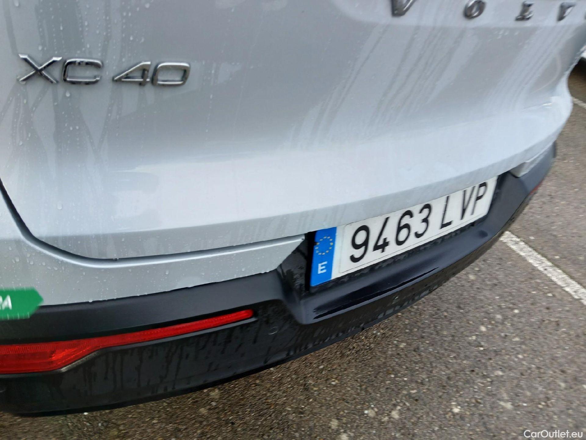  Volvo  XC 40 VOLVO XC40 / 2017 / 5P / todoterreno 1.5 T5 Twin Recharge R-Design Auto #24