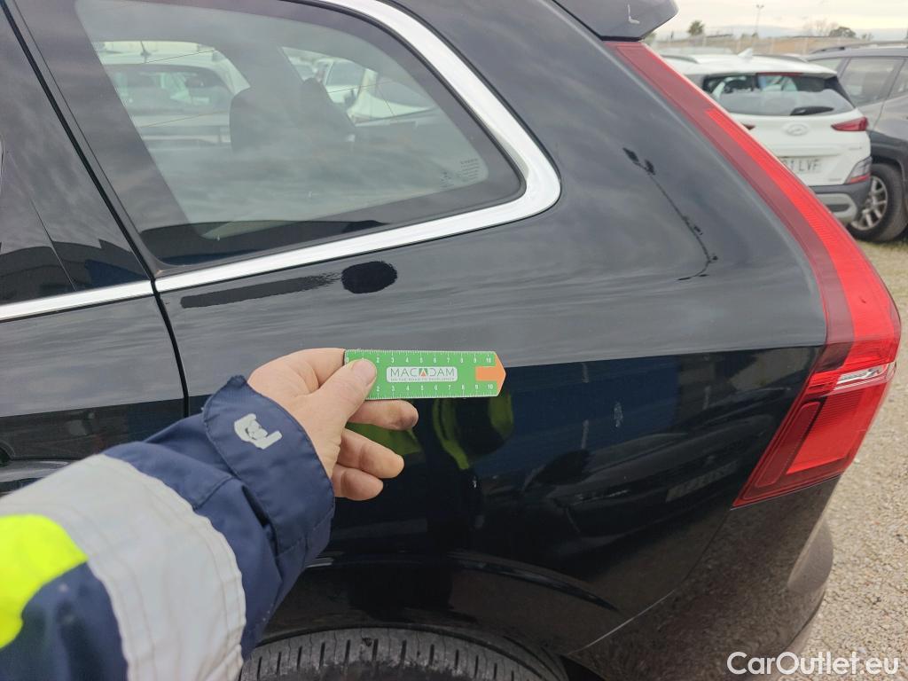  Volvo  XC60 VOLVO  / 2017 / 5P / todoterreno 2.0 B4 D AWD Momentum Pro Auto #14