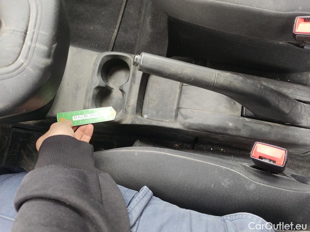  Citroen  Berlingo CITROEN  / 2018 / 5P / monovolumen compacto Talla M BlueHDi 100 S&S LIVE PACK #28