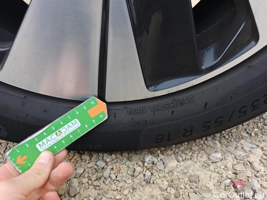  Volvo  XC 40 VOLVO XC40 / 2021 / 5P / todoterreno 1.5 T4 Recharge PHEV Core Auto #37