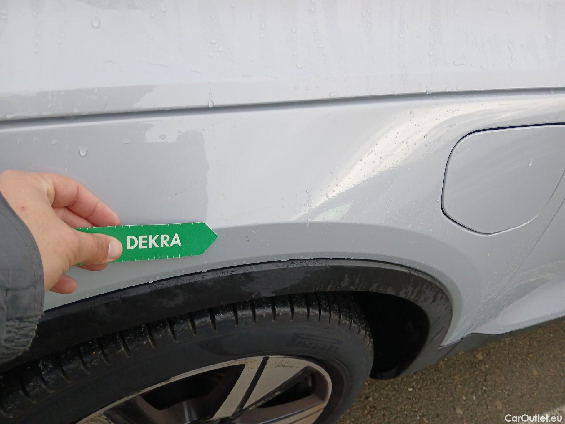  Volvo  XC 40 VOLVO XC40 / 2017 / 5P / todoterreno 1.5 T5 Twin Recharge R-Design Auto #10