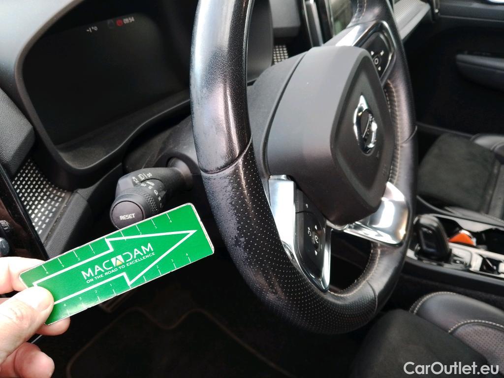  Volvo  XC 40 VOLVO XC40 / 2017 / 5P / todoterreno 1.5 T5 Twin Recharge R-Design Auto #12