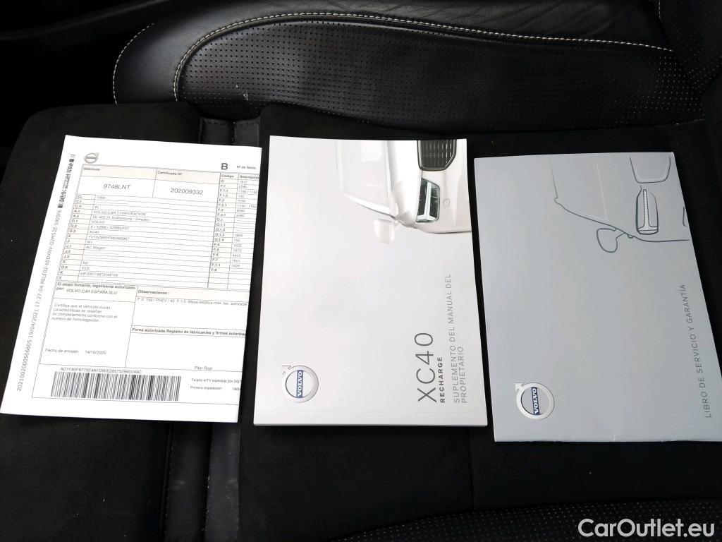  Volvo  XC 40 VOLVO XC40 / 2017 / 5P / todoterreno 1.5 T5 Twin Recharge R-Design Auto #8