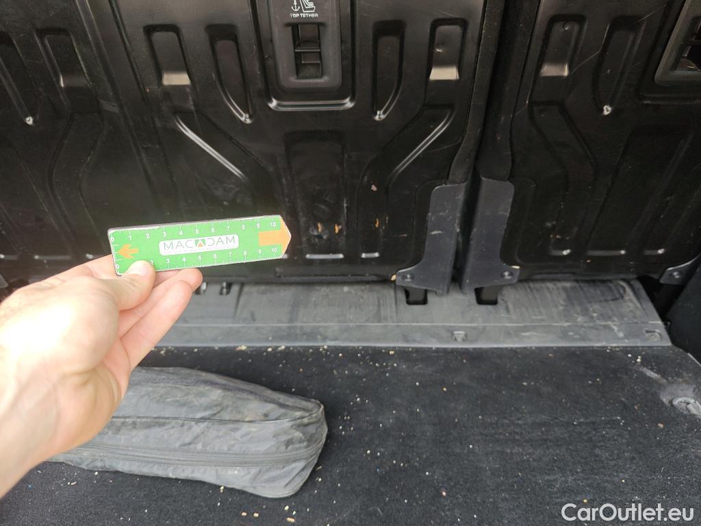  Citroen  Berlingo CITROEN  / 2018 / 5P / monovolumen compacto Talla M BlueHDi 100 S&S LIVE PACK #67