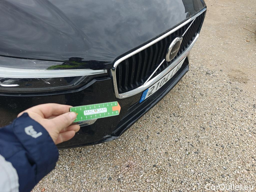  Volvo  XC60 VOLVO  / 2017 / 5P / todoterreno 2.0 B4 D AWD Momentum Pro Auto #7