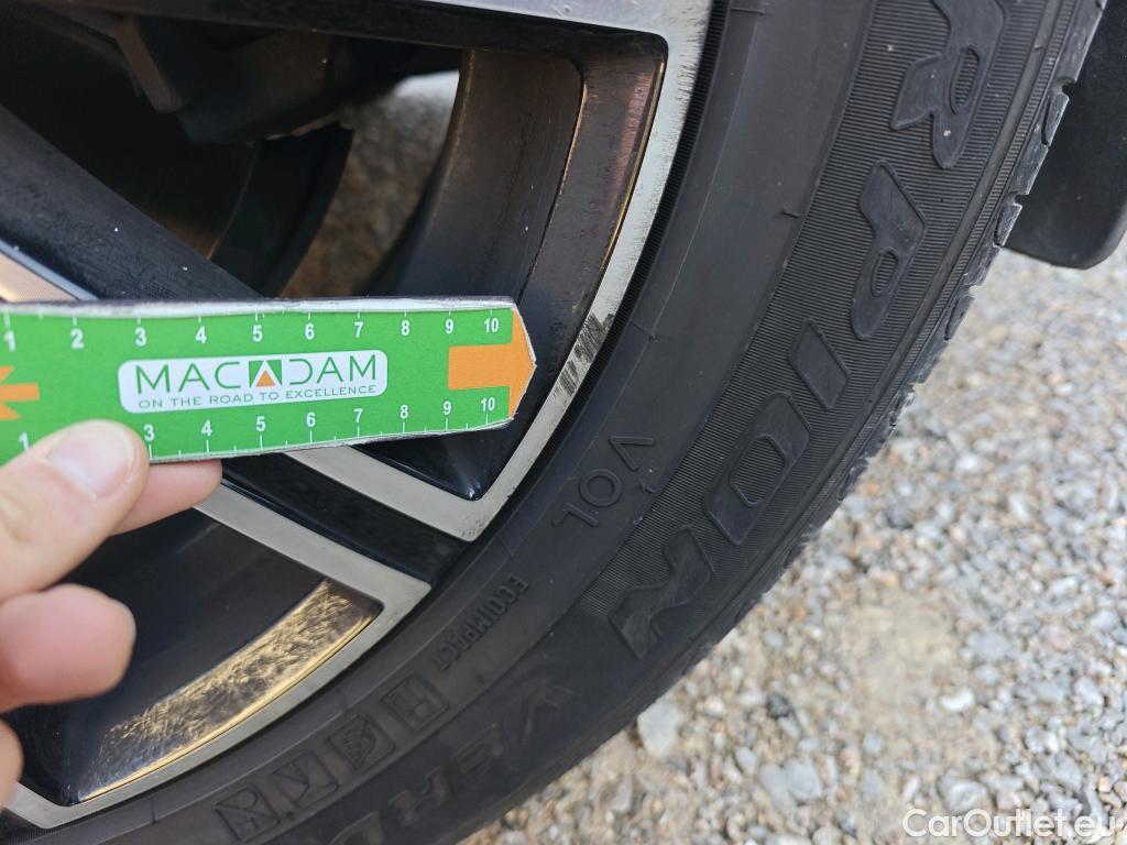  Volvo  XC60 VOLVO  / 2017 / 5P / todoterreno 2.0 T4 Inscription Auto #47