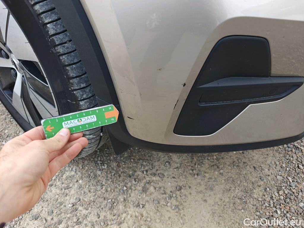  Volvo  XC 40 VOLVO XC40 / 2021 / 5P / todoterreno 1.5 T4 Recharge PHEV Core Auto #24