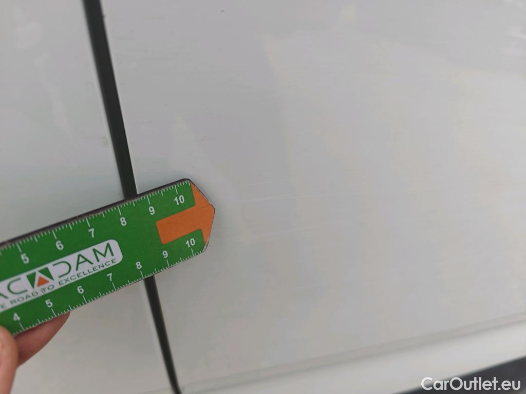  Citroen  Berlingo CITROEN  / 2018 / 5P / monovolumen compacto Talla M BlueHDi 100 S&S LIVE PACK #21