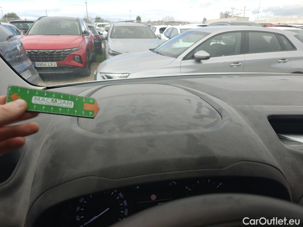  Citroen  Berlingo CITROEN  / 2018 / 5P / monovolumen compacto Talla M BlueHDi 100 S&S LIVE PACK #30