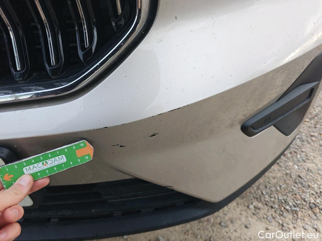  Volvo  XC 40 VOLVO XC40 / 2021 / 5P / todoterreno 1.5 T4 Recharge PHEV Core Auto #27