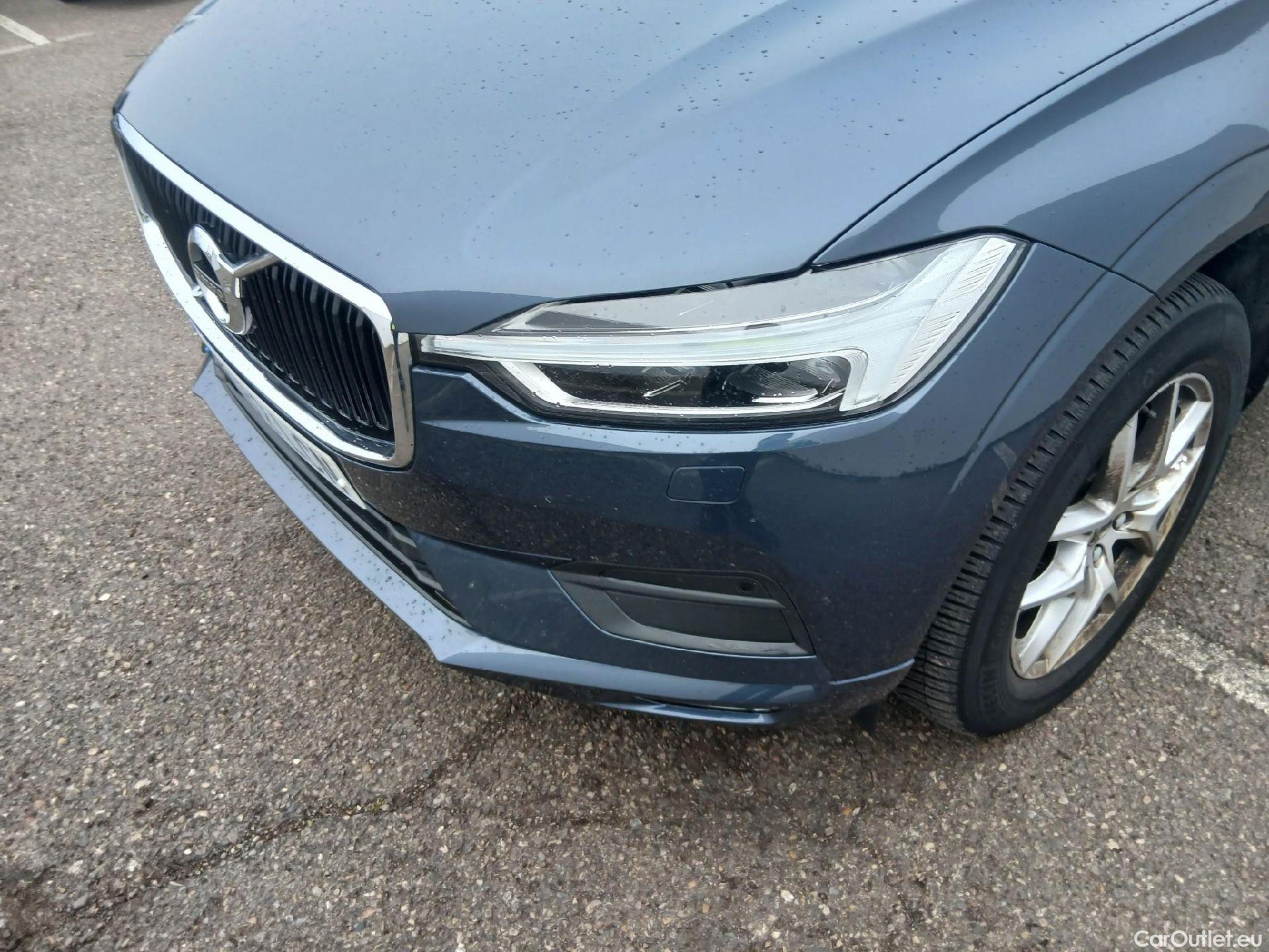  Volvo  XC60 VOLVO  / 2017 / 5P / todoterreno 2.0 B4 D4 AWD Business Plus Auto #2